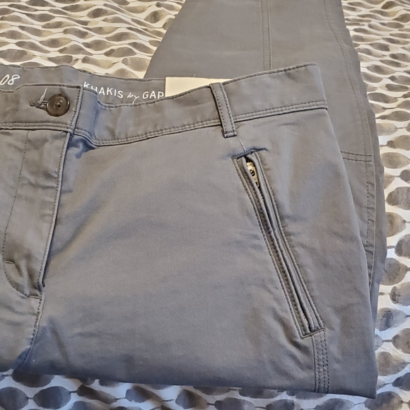 GAP Women's Khakis - Picture 6 of 8
